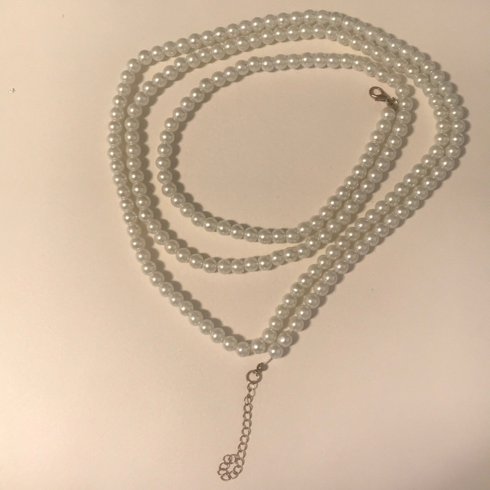 Beautiful Classic pearls necklace